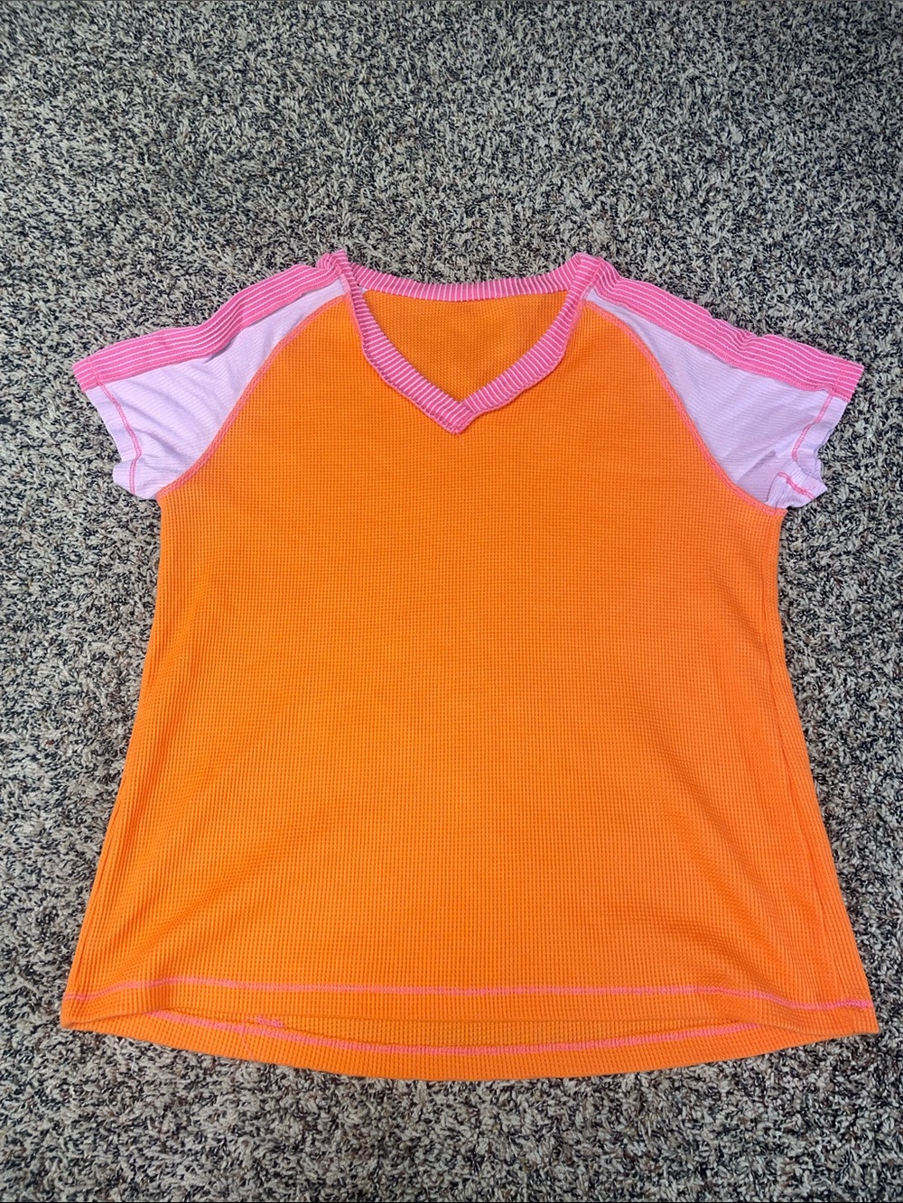 Boutique Colorful Raw Hem Waffle Knit Short Sleeved Tee Shirt Woman’s L | EUC